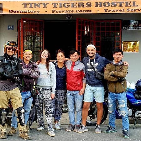 Tiny Tigers Hostel ดาลัด ภายนอก รูปภาพ