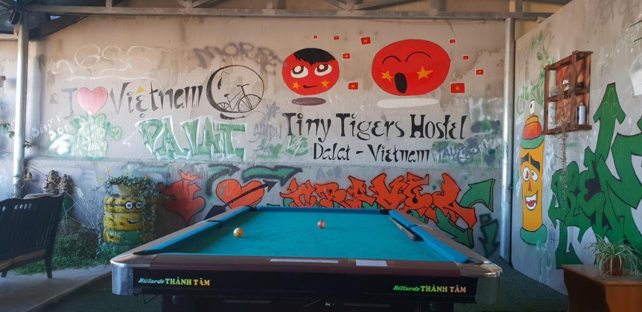 Tiny Tigers Hostel ดาลัด ภายนอก รูปภาพ