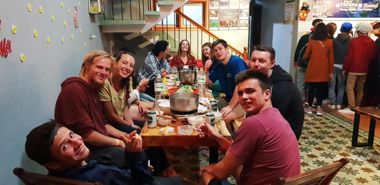 Tiny Tigers Hostel ดาลัด ภายนอก รูปภาพ